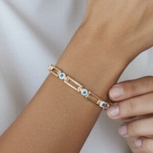Elegant Gold and Blue Evil Eye Bracelet